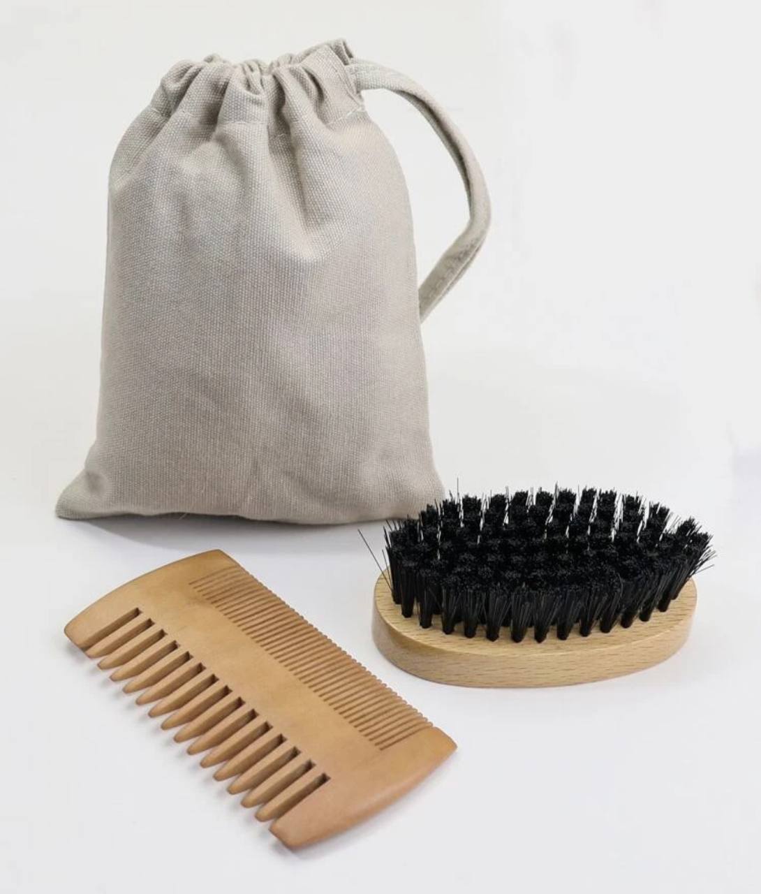 1pc Men Beard Brush & 1pc Beard Comb & 1pc Storage Bag.